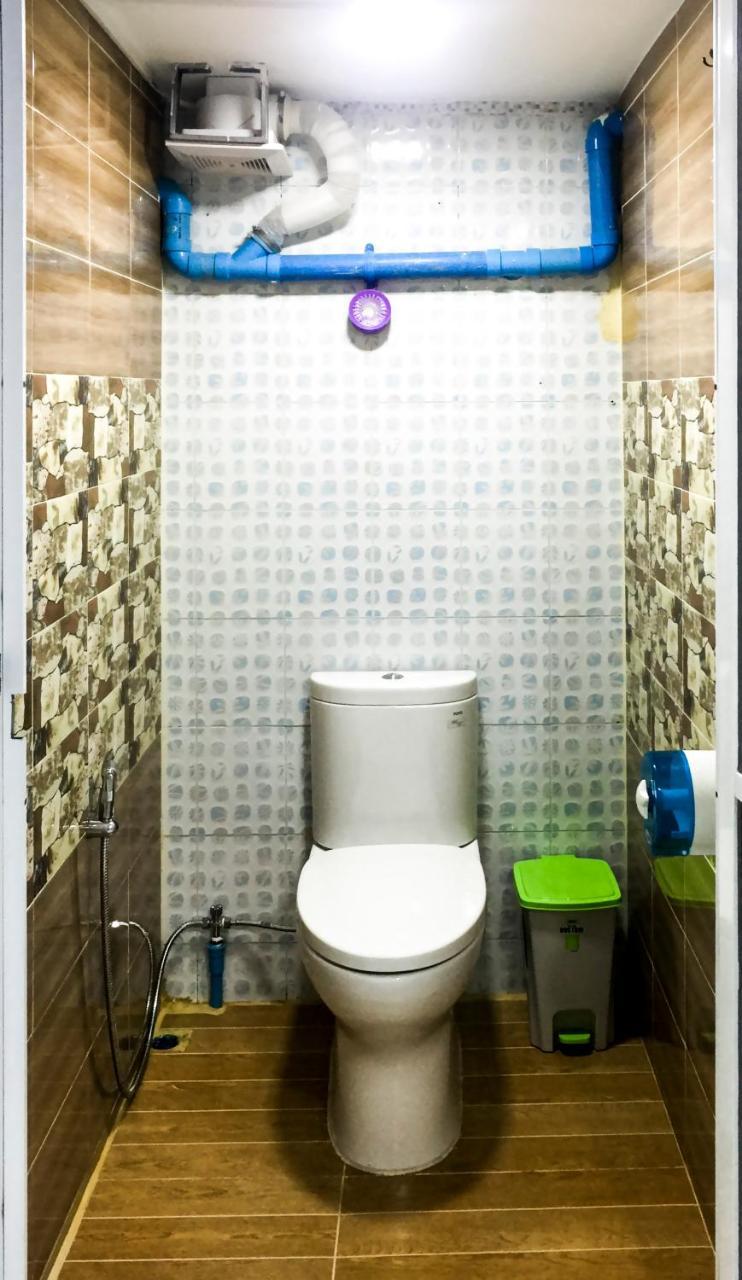 Htinn Yue Tann Hostel Rangoon Buitenkant foto